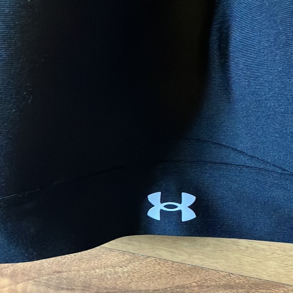Under Armour Women’s Black Bra, Size L - Picture 5 of 5